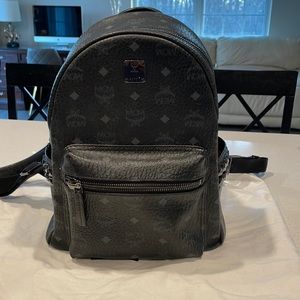Medium stark studded backpack